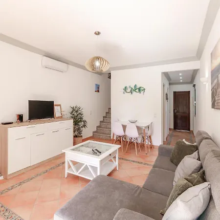 Hébergement de vacances Luxury Townhouse Rafaella2 N/ Sao Rafael Albufeira